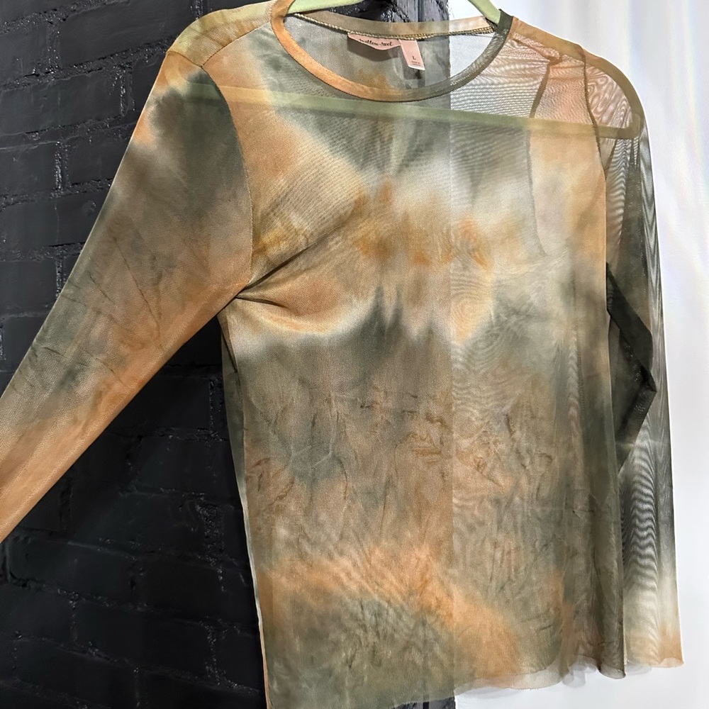 Sheer Long sleeve undershirt